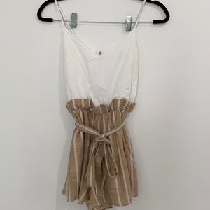 Jumpsuit white & cream size Small